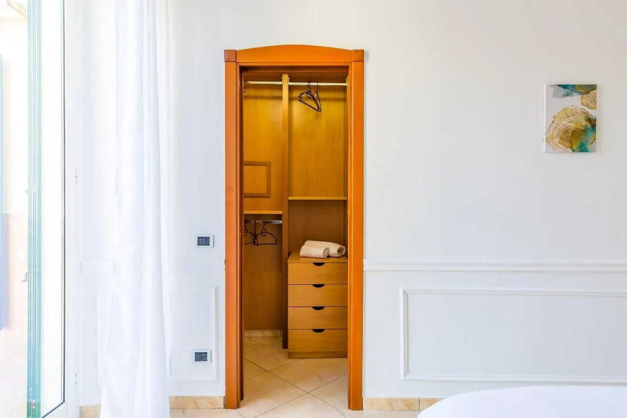 Ventaglieri Family Apartment By Wonderful Italy Neapel